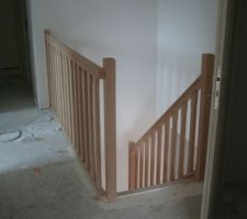 Escalier en h&ecirc;tre