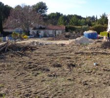 Le choix du terrain sur les conseils de l'agence immobili&egrave;re de ventabren, un agent de bon conseil, qui nous a propos&eacute; le terrain avec le constructeur EPC