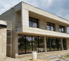 Façade sud dégrossi en cours