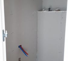 Futur lavabo des toilettes du rez de chaussée