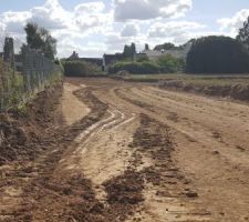 Allée menant à notre impasse