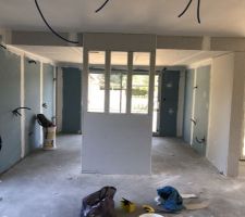 Mur séparation cuisine avec ouverture