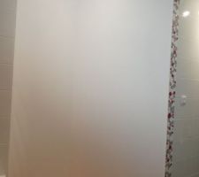 Peinture des murs avant pose du sèche serviette