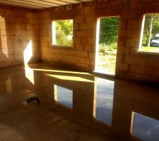Piscine, pas de toiture