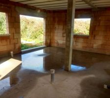 Piscine, pas de toiture