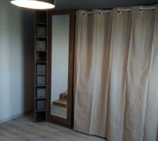 Montage dressing chambre parents