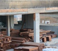 Dépotage et stockage du bois
