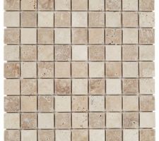 Mosaïque sol de la douche, salle d'eau "d'amis".