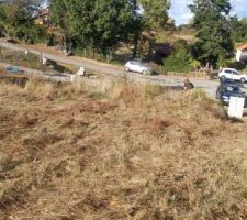 Nettoyage du terrain, suite et fin avant d&eacute;but du chantier.