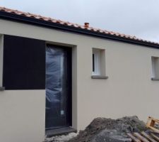 Voici la façade terminée