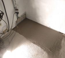 Béton sous-sol pièce technique