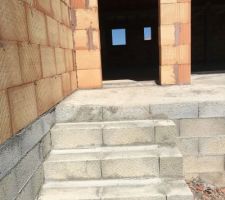 Marches pour l accès à la maison !