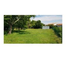 Terrain 1120m2, facade de 23m