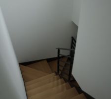 Escalier vue de l'étage