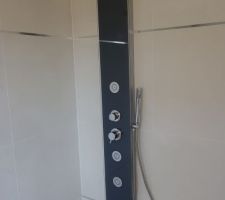 COLONNE DE DOUCHE