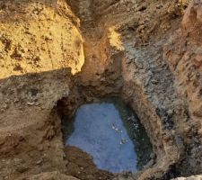 J'ai trouv&eacute; de l'eau... g&eacute;nial ! :-(