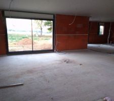 Les plaquistes ont commencé le travail,on voit les pièces se dessiner!