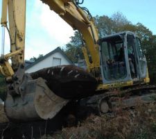 Une roche Granitique de 2,5 Tonnes à déplacer !