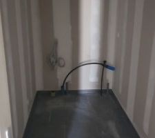Carrelage dans le local technique