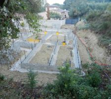 Avant coulage du béton dans agglos à bancher