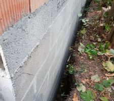 Mur droite en limite: delta ms + drain?