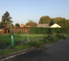 Terrain 500m2
Hors lotissement, fa&ccedil;ade 28m.