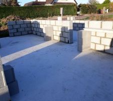 1er jour de ma&ccedil;onnerie !