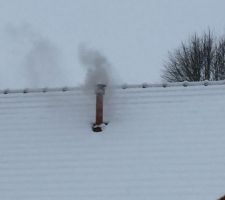 Fumée en sortie de toit photo 1