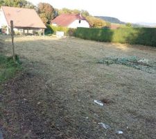 Pc accept&eacute;, coup de debroussailleuse pour faciliter le travail