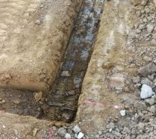 Traces noir bizarre si quelqu'un peut me dire qu'elle est cette chose