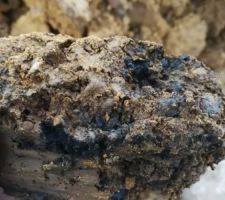 Besoin d'aide pour identifier cette mati&egrave;re