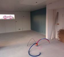 La pièce de vie avant le carrelage