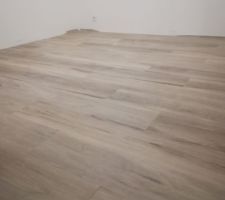 Une chambre, lames pvc clipsables GERFLOR