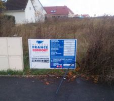 Le PC est sur le terrain.