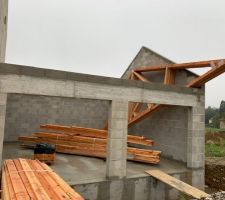 Charente livrée dans le garage