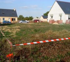 Terrain balis&eacute;, prise de vue &agrave; l'angle arri&egrave;re droit