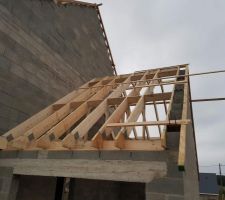 Détail de la charpente du garage