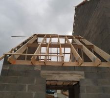 Détail de la charpente du garage