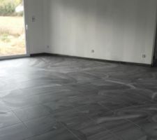 Carrelage quasi terminé