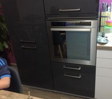 Voilà la cuisine Schmidt en détail!