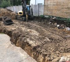 Le trou en cours de formation.