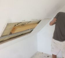 Pose renfort lit
en appui sur cloison + visé dans la ferme