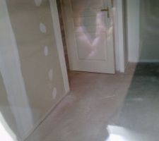 Chape de finition coulée : chambre 2