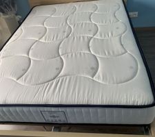 Aménagement d'une chambre d'amis.