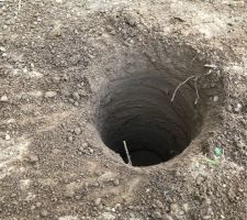 Terrasse - trous pour les plots de fondation