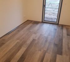 plinthes couleur titane