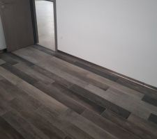 Plinthes couleur titane