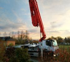 Camion pompe à béton 42m