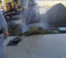 Le geiser suite a canalisation cassée