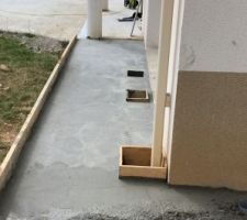 Préparation du sol pour dalle en béton terminer en attendant la pose du carrelage extérieur ??